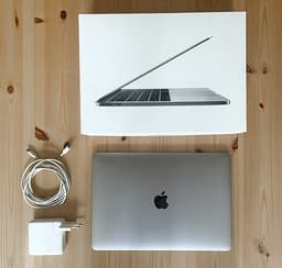 MacBook Pro 13 tum (2016), mycket bra skick