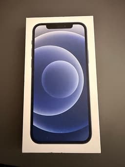 iPhone 12 64 GB svart