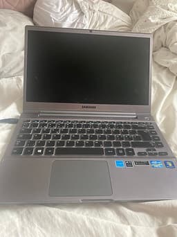Samsung laptop 13 tum silver