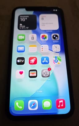 iPhone 11 128 GB (Svart) – Utmärkt skick