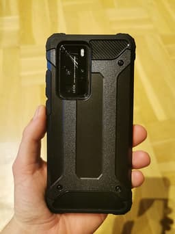 Huawei P40 Pro - mobiltelefon med tillhörande skal