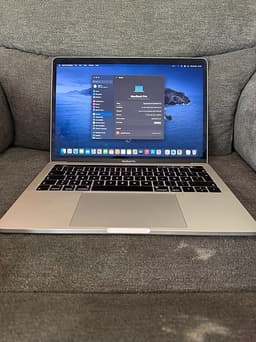 MacBook Pro 13" 2019 - i5, 8GB/128GB - Nyskick, normalt batteri