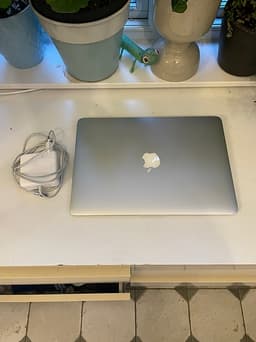 Apple MacBook Air 13” laptop