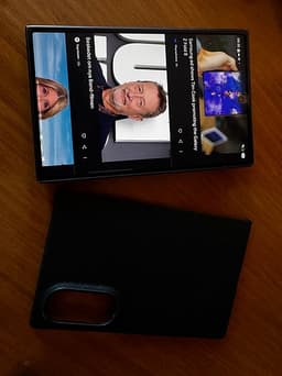 Samsung Galaxy Z Fold8 256 GB med Kevlar fodral