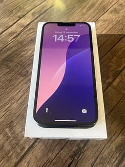 iPhone 13 128