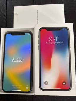 Apple iPhone 11 Pro 64 GB svart + 2 skal