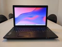 15,6" Toshiba | 8GB | 120GB | AMD E1 Dual-Core | ChromeOS | Org. laddare