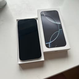 Apple iPhone 16 Pro 128 GB vit