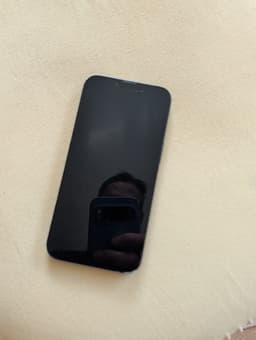 Apple iPhone 13 128 GB svart
