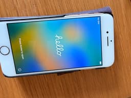 iPhone 8 med 64 GB.