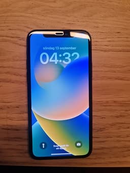 Apple iPhone 11 Pro - NYTT Batteri och Skärm