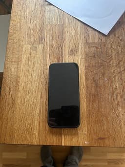 IPhone 16 pro 128 GB svart titan