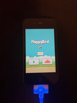 IPhone 4s med flappy bird
