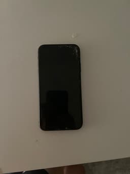 Apple iPhone 11 svart