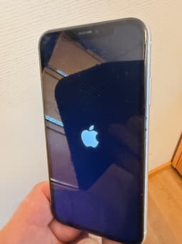 Apple iPhone XR 64 GB vit