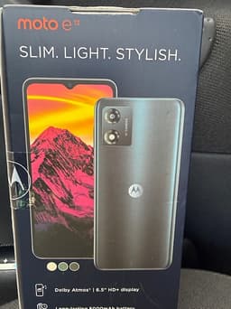 MOROLA E13 SMARTPHONE SVART - HELT NY