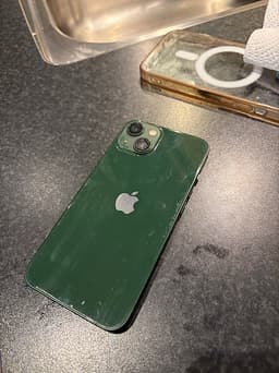iPhone 13