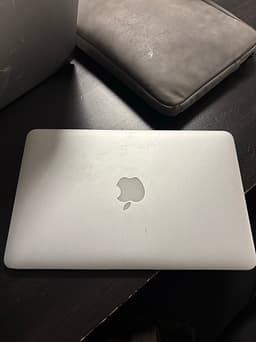 Apple MacBook Air 11-tums bärbar dator silver