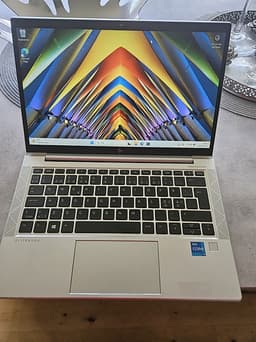 HP ELitebook 830 G8-16 GB ram-256 GB Nvme-Windows 11 25 H2