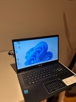 Asus laptop 14 tum svart