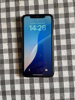 iPhone XR