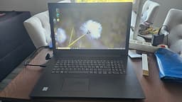 Lenovo laptop 17 tum Intel Core i5