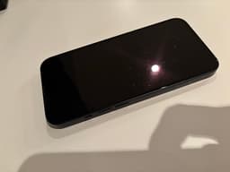iPhone 13 128 GB svart