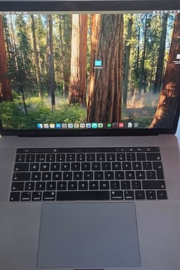 MacBook Pro 15" (2018) – i7 / 16 GB RAM