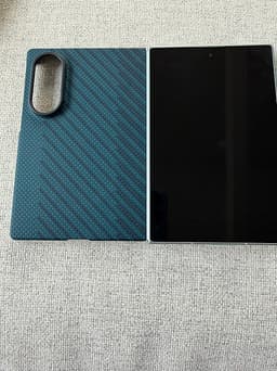 Samsung Galaxy Z fold 8-  256 GB