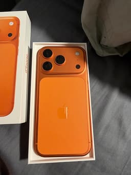 Apple iPhone 17 Pro orange