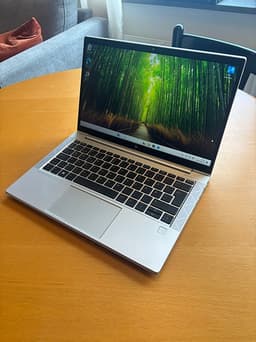 HP EliteBook 830 G8 - smidig 13,3" laptop/bärbar dator