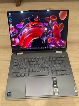 Lenovo Yoga 7 14” OLED – i7 / 16GB / 1TB SSD / Touch / 2-i-1