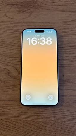 iPhone 15 Pro Max 256GB – Bra skick (87% batteri)