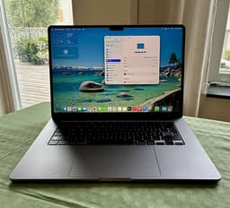 MacBook Air, 15 tum, M2, 2023