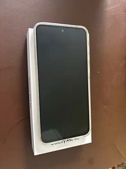 Samsung Galaxy A54 5G smartphone vit