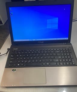 Asus laptop 15 tum svart