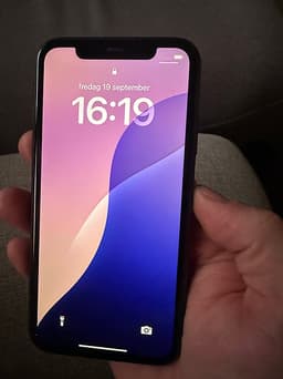 Apple iPhone 11 mobil 64 GB svart
