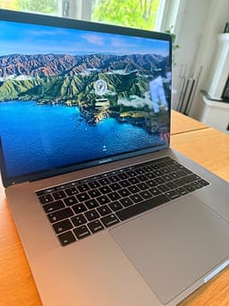 Apple MacBook Pro 15" bärbar dator space gray