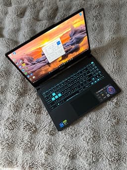 MSI Cyborg 15 - i7 16gb 512gb rtx 4050
