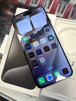 Apple iPhone 15 Pro Max 256 GB svart
