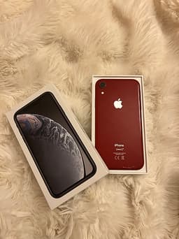 iPhone XR röd