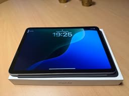 Apple iPad Air (M3) 128 GB space grey