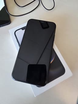 Iphone XR - 94% batterihälsa!