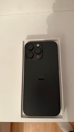 Apple iPhone 16 Pro Max 256 GB svart