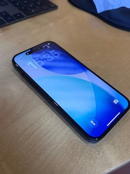iPhone 15 (128 GB) (Svart)