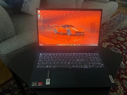 Lenovo IdeaPad 3 15,6” – Ryzen 5 / 8GB / 512GB SSD
