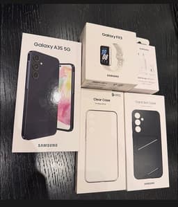 Samsung Galaxy A35 mobil 128 GB svart - tillbehör medföljer - helt ny
