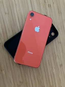 Apple iPhone XR 128gb coral med hörlurar