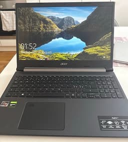 Acer Aspire 7 Gamingdator/arbetsdator Ryzen 5 / GTX) Grymt batteri
