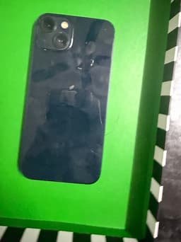 Apple iPhone 13 128 GB svart